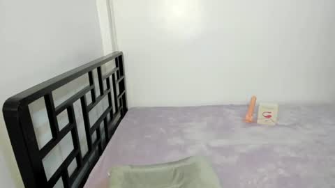 Snapshot of miah_here chatting on July 20, 7:49 pm Miah online show from July 20, 7:49 pm