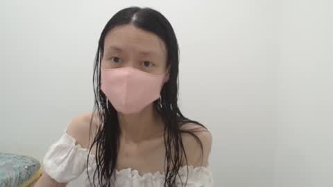 miahchan68 online show from October 5, 1:53 pm