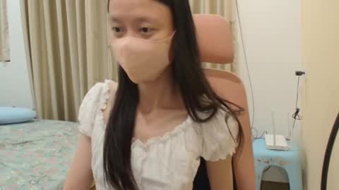 miahchan68 online show from March 10, 1:38 pm