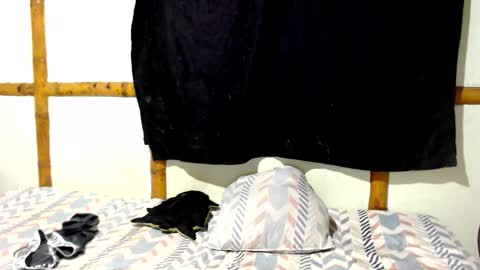 Mia  Sam online show from December 22, 7:55 pm