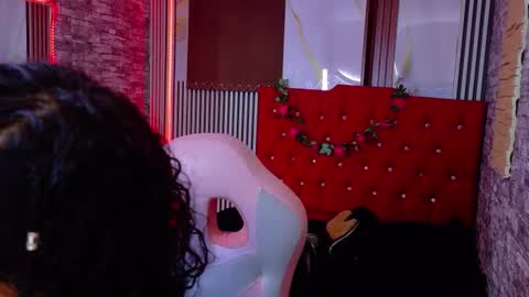 MIA VELEZ online show from April 21, 3:24 am