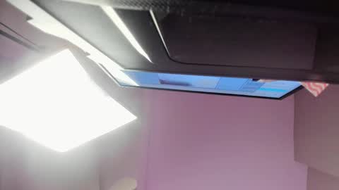 miahertz online show from December 4, 11:41 am