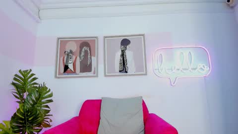 Mia Khalifa online show from September 22, 3:30 am