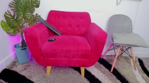 Mia Khalifa online show from October 9, 4:10 am