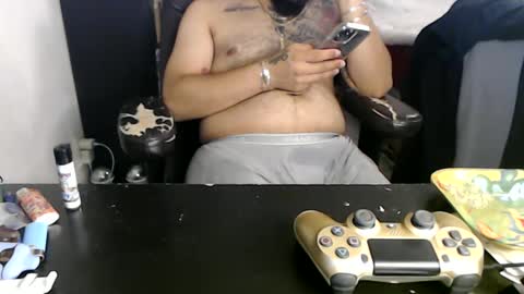 Snapshot of miaking chatting on September 25, 3:32 am Mark online show from September 25, 3:32 am