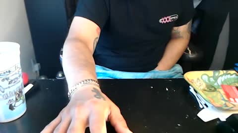 Snapshot of miaking chatting on October 1, 3:40 pm Mark online show from October 1, 3:40 pm