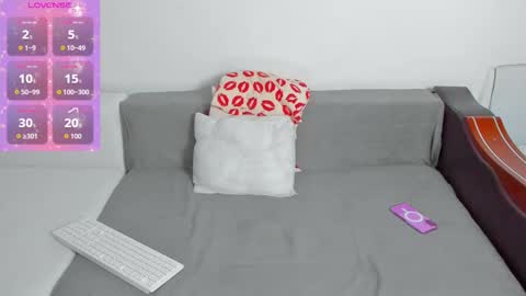 Snapshot of miakittyy chatting on September 23, 12:46 am Mia Kittyy online show from September 23, 12:46 am