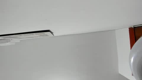 Mia Lenox online show from November 5, 9:15 pm