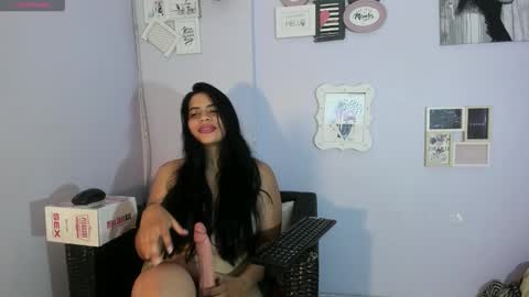 Mia 3 online show from March 7, 3:20 pm