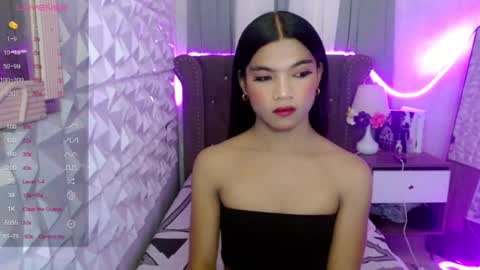 miamalkovax online show from June 16, 4:42 pm