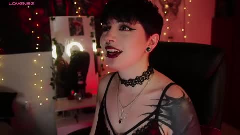 Lili online show from April 24, 2:03 am