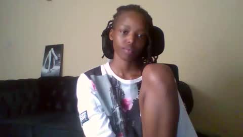 Muffin online show from April 21, 12:00 pm