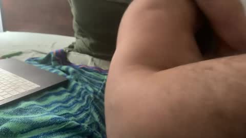Snapshot of miamifit chatting on May 15, 4:41 am miamifit online show from May 15, 4:41 am