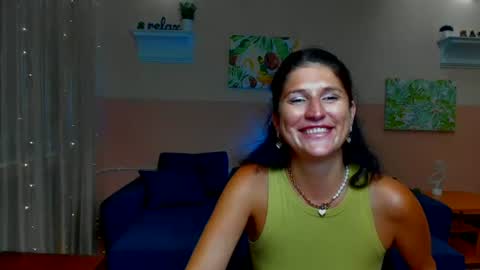 Snapshot of miamilff_sugar chatting on July 5, 8:10 am Alianna online show from July 5, 8:10 am