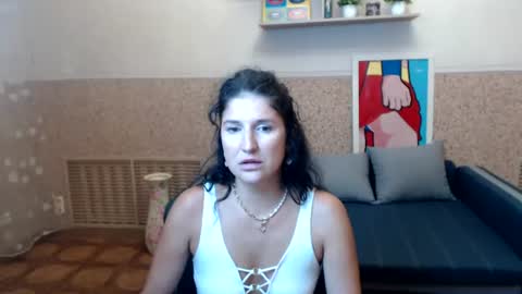 Snapshot of miamilff_sugar chatting on July 8, 11:26 am Alianna online show from July 8, 11:26 am