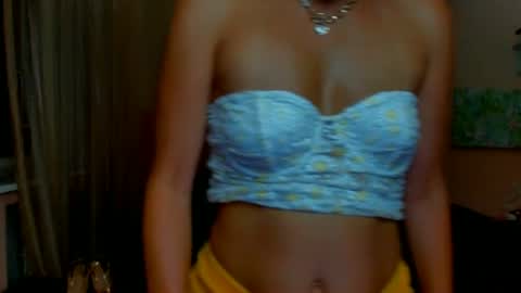 Snapshot of miamilff_sugar chatting on July 23, 6:00 am Alianna online show from July 23, 6:00 am