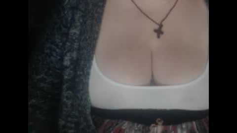 Snapshot of miamimistress chatting on February 7, 5:31 am maya online show from February 7, 5:31 am