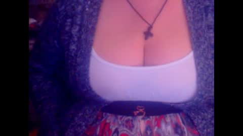 Snapshot of miamimistress chatting on February 14, 4:04 am maya online show from February 14, 4:04 am