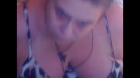 Snapshot of miamimistress chatting on September 15, 1:22 pm maya online show from September 15, 1:22 pm