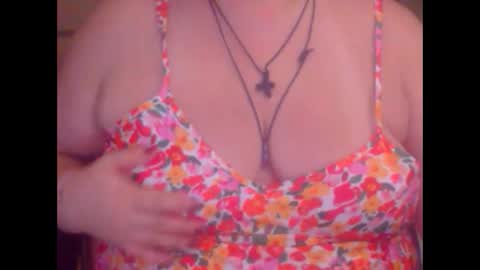 Snapshot of miamimistress chatting on September 18, 8:00 pm maya online show from September 18, 8:00 pm