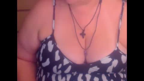 Snapshot of miamimistress chatting on September 22, 6:37 am maya online show from September 22, 6:37 am
