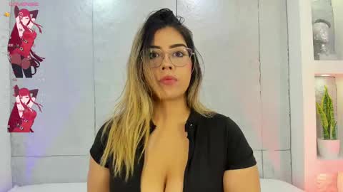 Snapshot of miamistrex chatting on October 5, 3:49 am Mia Mistrex online show from October 5, 3:49 am