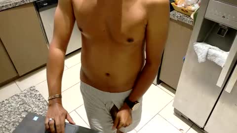 Snapshot of miamiswinger79 chatting on May 9, 5:51 pm miamiswinger79 online show from May 9, 5:51 pm