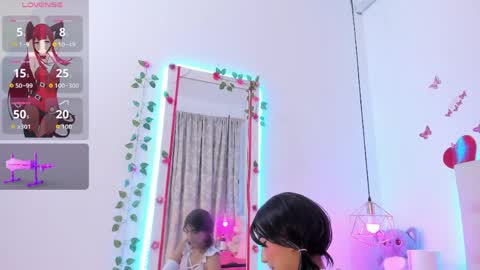 Snapshot of miamoon7 chatting on June 1, 12:18 pm mia online show from June 1, 12:18 pm