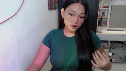 Snapshot of miamore_avida chatting on May 3, 11:49 am miamore_avida online show from May 3, 11:49 am