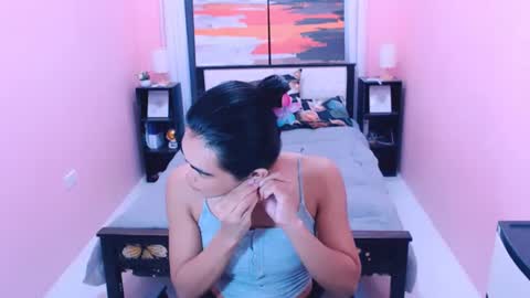 miamoreamara69 online show from July 26, 1:58 am