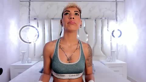 Mia Morgann online show from February 26, 12:03 pm