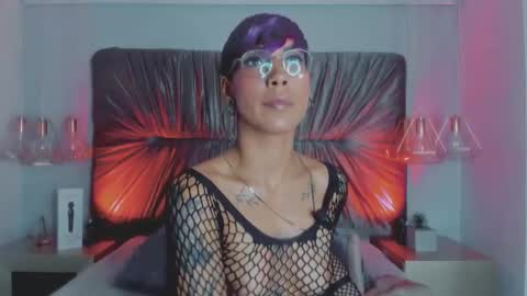 Mia Morgann online show from September 27, 2:00 pm