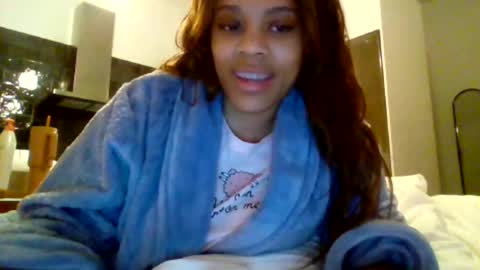 MiaMuffn online show from February 2, 4:15 am