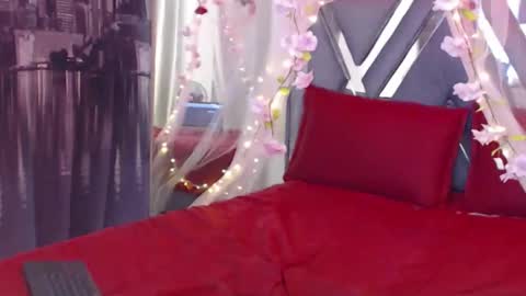 Snapshot of miapeyton chatting on November 5, 9:04 pm Mia Peyton online show from November 5, 9:04 pm