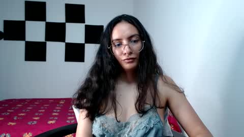 Snapshot of miaportman chatting on October 11, 3:21 pm MIAPORTMANN online show from October 11, 3:21 pm