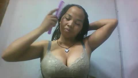 miarii online show from March 25, 5:46 am