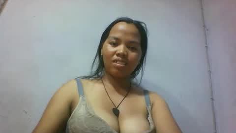 Snapshot of miarii chatting on May 7, 6:24 pm miarii online show from May 7, 6:24 pm