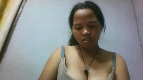 Snapshot of miarii chatting on May 8, 8:41 am miarii online show from May 8, 8:41 am
