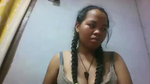 Snapshot of miarii chatting on May 10, 3:01 am miarii online show from May 10, 3:01 am