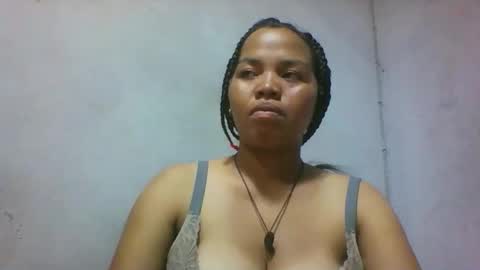 Snapshot of miarii chatting on May 11, 4:26 pm miarii online show from May 11, 4:26 pm