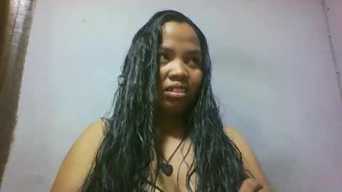 Snapshot of miarii chatting on May 23, 5:39 pm miarii online show from May 23, 5:39 pm