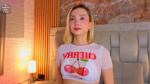 Snapshot of miaroldan chatting on March 18, 12:08 pm miaroldan online show from March 18, 12:08 pm