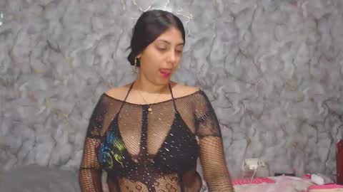 miarouse1531 online show from March 18, 11:41 pm