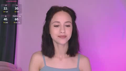 Mia online show from October 9, 6:33 am