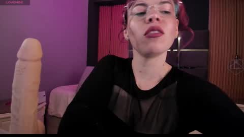 miatorres4 online show from March 10, 3:33 am