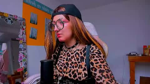 Snapshot of miauwunita chatting on May 28, 9:34 pm miauwunita online show from May 28, 9:34 pm