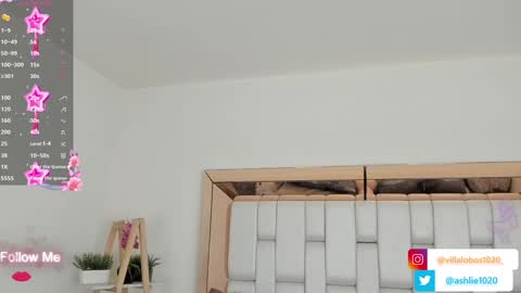 Mia Villalobos online show from January 11, 5:40 pm