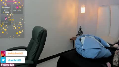 Mia Villalobos online show from October 26, 2:56 pm