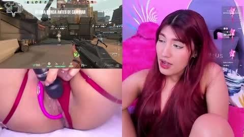 Snapshot of miavoss__ chatting on April 14, 11:44 pm MIaaa online show from April 14, 11:44 pm