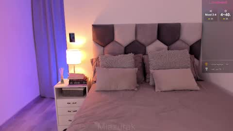 Snapshot of miazurek chatting on February 12, 4:12 am THE BEST LOVRS antonio flatlastifoundyoulautrebleudrpapaolu donnie lbsunkown1804 online show from February 12, 4:12 am